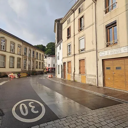 Maison De Renovee Avec Garage Privatif A - Fr-1-589-834 Landsted Épinal
